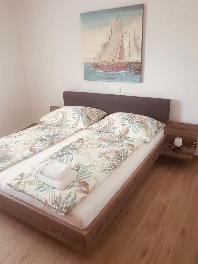 Tin Apartman